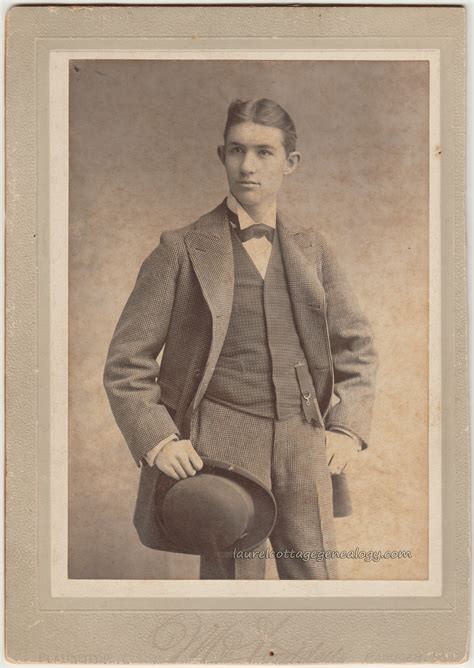 Historical Front Page of The Paducah Sun-Democrat in Kentucky