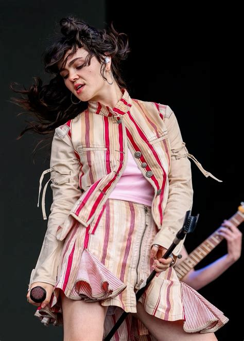 Best 13 abigail morris from tldp performing in apollo, london – Artofit