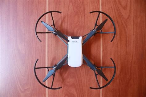 DJI Tello, Photography, Drones on Carousell