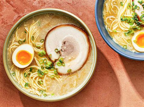 Authentic Tonkotsu Ramen Recipe | Blog Dandk