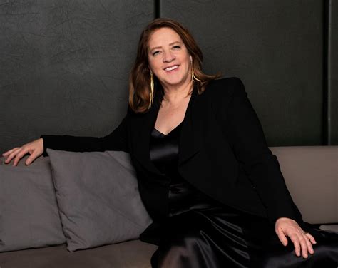 KATHY KELLY Kathy Kelly macht macht den Fans Hoffnung auf ein Comeback