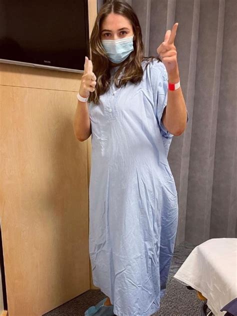 Queensland melanoma advocate Gina Savage dies aged 28 | news.com.au