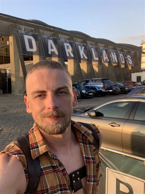 ZAC JOHNSON on Twitter: "Guess who is here 😈🐷 @DarklandsBE https://t.co