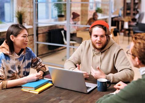 Succeed at Work by Developing Your 'Soft Skills' | Engoo Daily News 