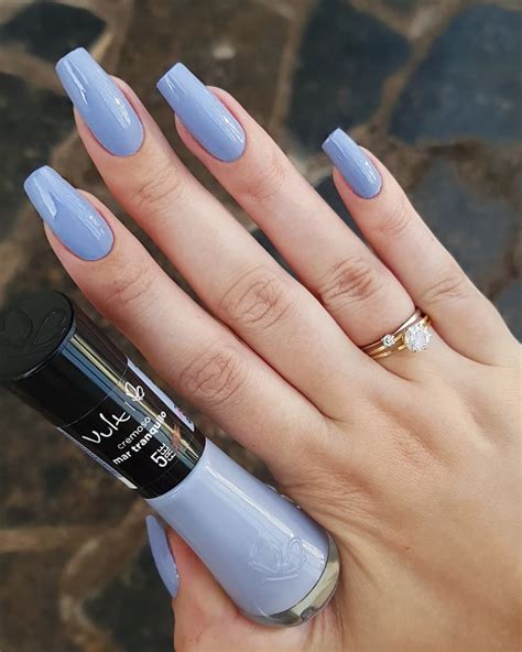 Esmaltes Na Cor Azul - Esmalte azul: realce a beleza das suas unhas com essa cor incrível ...