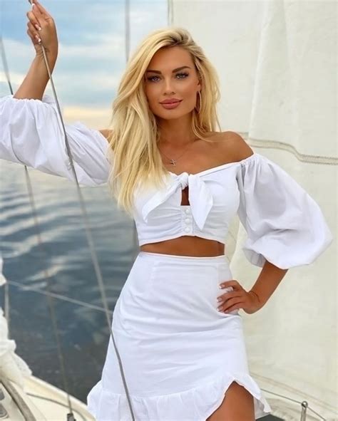 Instagram Crush Anna Mingazova (27 Photos) – Suburban Men