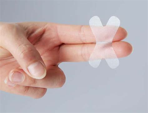 Mouth-taping to treat sleep apnoea – here are the risks