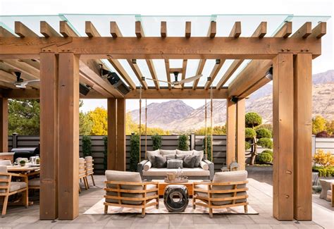 Best Wooden Pergola Designs to Turn Your Outdoors Into an Oasis