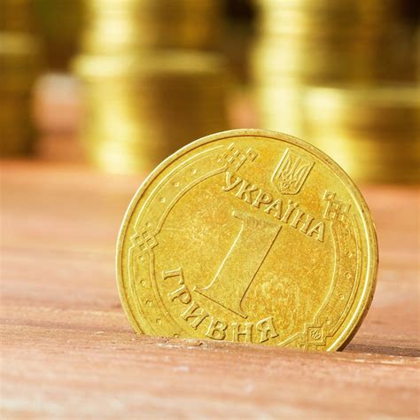 Нацбанк Украины поднял курс доллара к гривне до рекордного уровня - 06. ...