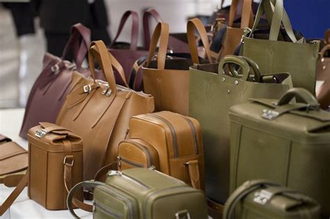 Мужские сумки Louis Vuitton | Дорожные сумки Louis Vuitton