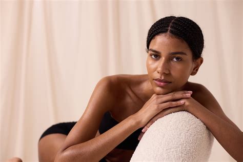 Red Light Therapy For Biohacking: Collagen Boosting Beauty | Project E