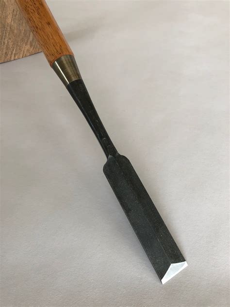 Dovetail Pattern Paring Chisel 24mm — John Shaw