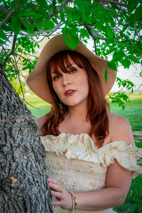 Lady Sonia Photos, Download The BEST Free Lady Sonia Stock Photos & HD