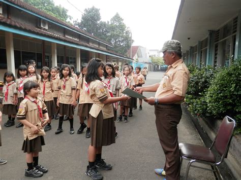 Citra Pendidikan: Pramuka Siaga SD Kwitang VIII PSKD Depok