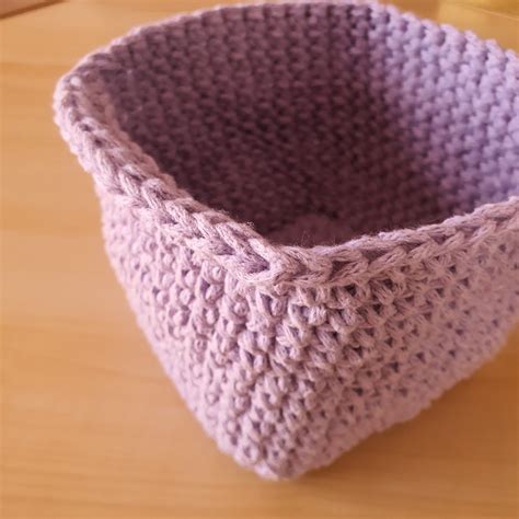 Retro Arcade Pot : Crochet Your Way to Nostalgic Organization