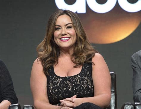 Sitcoms to Voice Acting ─ Katy Mixon's Versatile Artistic Career ...
