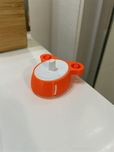 Clipable Oral-B brushholder by Marlots | Download free STL model