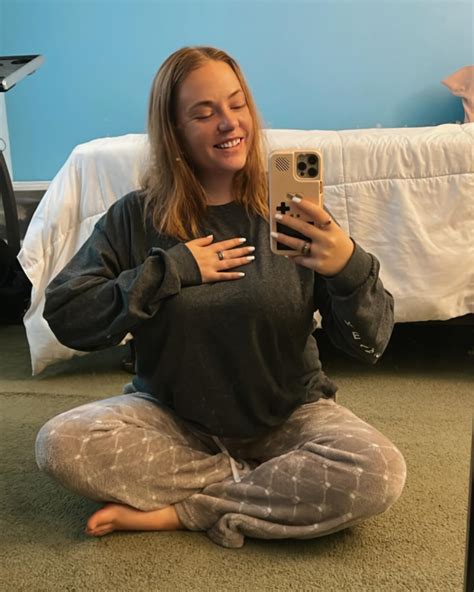 Katie Moran 💛 Creativity Coach | An artistic vision meditation for