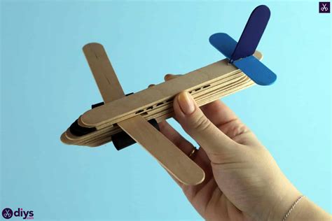 DIY Popsicle Stick Airplane Craft – OBSiGeN