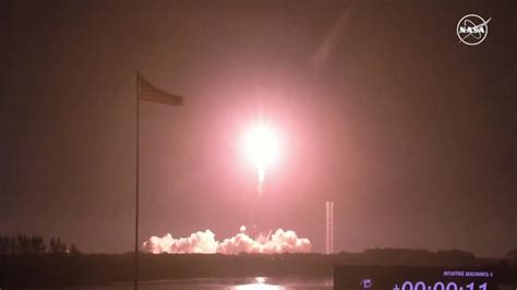 SpaceX begins mission to the moon - Good Morning America