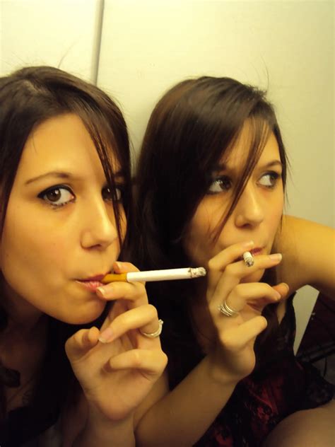 Kitty Lynn smoking | Scrolller