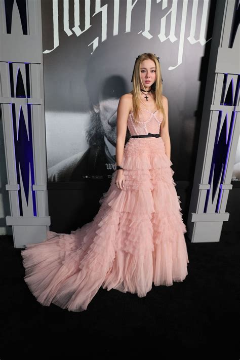 HANNAH KENERLY at Nosferatu Premiere at TCL Chinese Theatre in