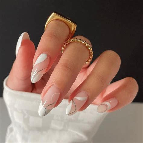 Spring Nails 2025 Almond Shape - Meris Steffie