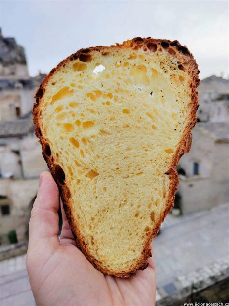 Matera Bread IGP | Food on the Move