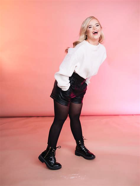 kate grant aca models