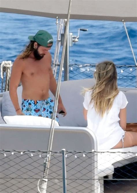 Heidi Klum and Tom Kaulitz - Spotted on yacht on their honeymoon in Capri - Italy-29 | GotCeleb