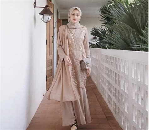 model baju pesta simple elegan bisa jadi inspirasi