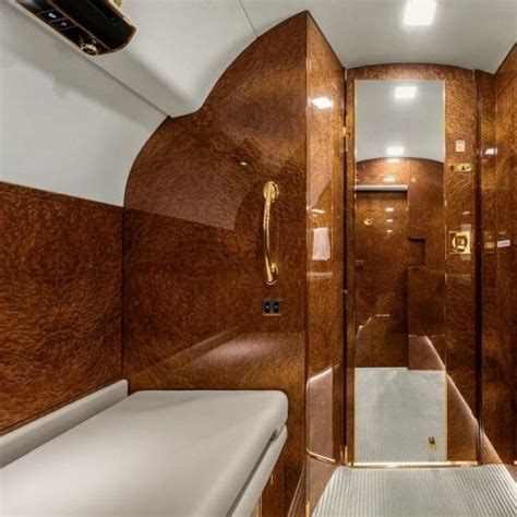 Gulfstream G650 Bathroom