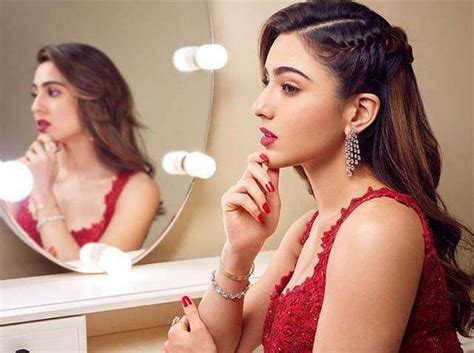Sara Ali Khan Gives Jewellery Inspo | Femina.in | Indian hairstyles ...