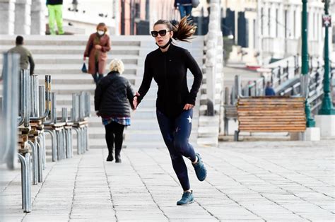 Hayley Atwell - Pictured while jogging in Venice-19 | GotCeleb