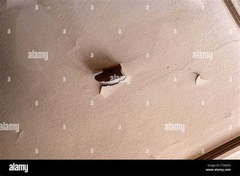 Ceiling paint hi-res stock photography and images - Alamy
