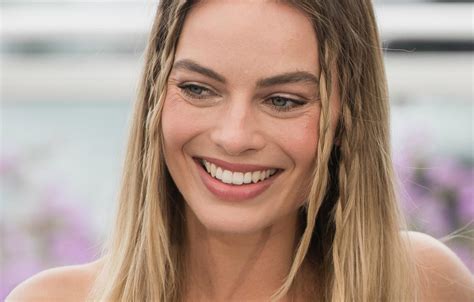 Update! The 36 Celebrities Who Have Bared It All | Celebs Gone Nude!