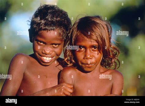 Aborigine children, Australia Stock Photo: 16068330 - Alamy