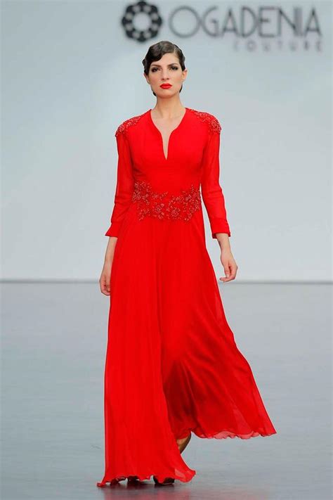 Vestidos de fiesta rojos para invitadas de boda - Woman