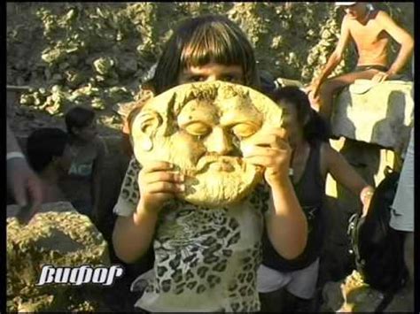 Иманяри в Долината на тракийските царе - YouTube