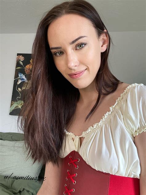 OF post 💚 having a little sale and doing a raffle and live this weekend