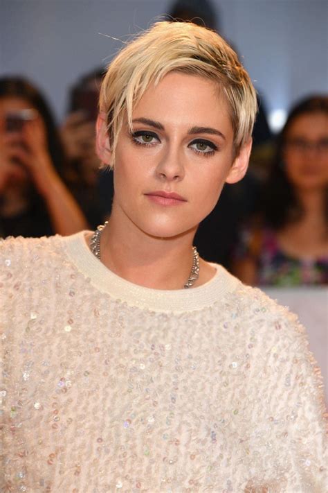 Pin by 𝑗𝑎𝑛 (𝑡𝑎𝑦𝑙𝑜𝑟’𝑠 𝑣𝑒𝑟 on Kristen Stewart | Kristen stewart short
