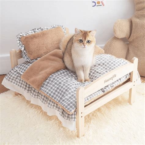 A Purr-fect Night's Sleep: 5 Wooden Cat Beds Reviewed!