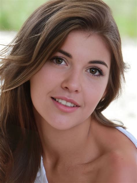 Monika Dee (Model) Height, Age, Biography, Boyfriend, Weight, Wiki and