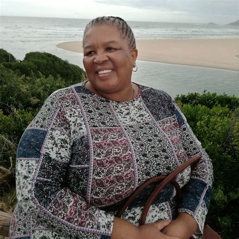 KingXhosa🍆 on Twitter: "Saw her pic on Facebook isn’t she just