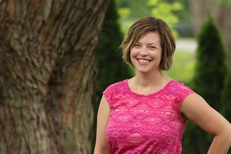 Lindsey Evans – Medium