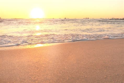 oceanfront rooms  aqua beach hotel