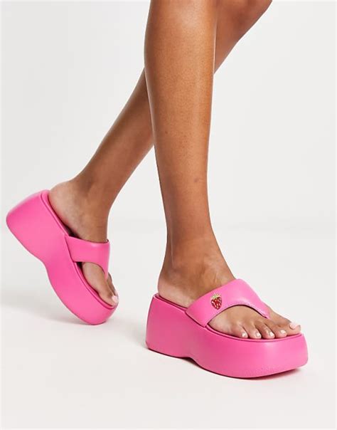 daisy street exclusive chunky sole flip flop sandals  pink asos