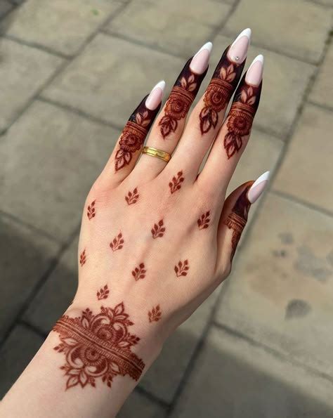 minimal mehndi designs