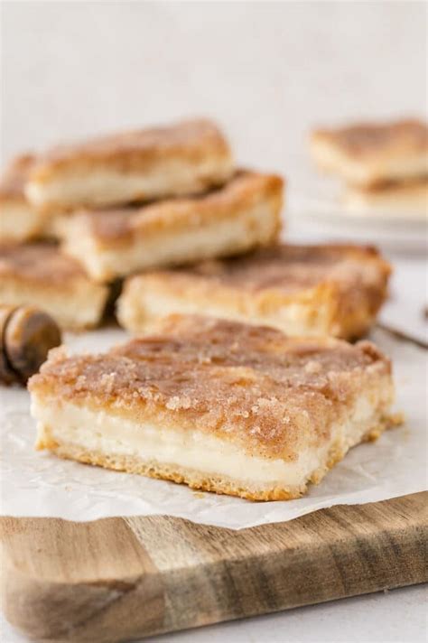Easy Sopapilla Cheesecake Bars Recipe | Buns In My Oven