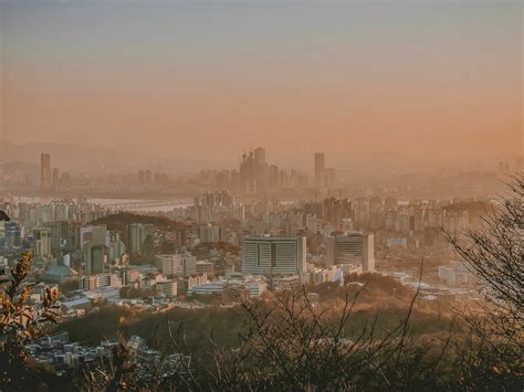 10 Things I Hate About Life in South Korea - life of brit